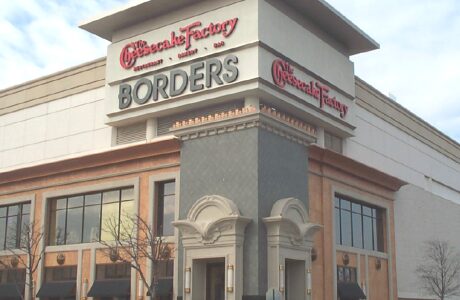 Pavillon at the Court